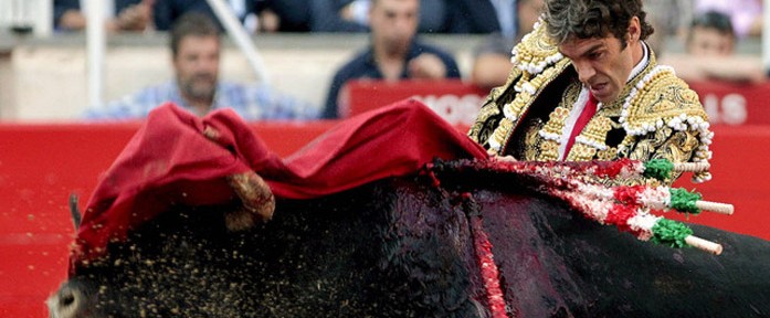 José Tomás en la última corrida de la Monumental // Foto original publicada en Elperiodico.com / Alberto Estevez | EFE